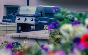 BBQ's - Tunnel Mountain Resort