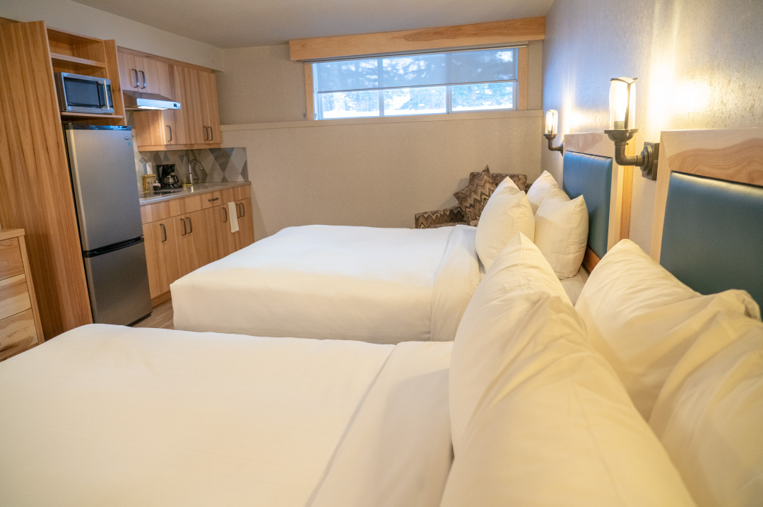 Rooms - Standard Suite