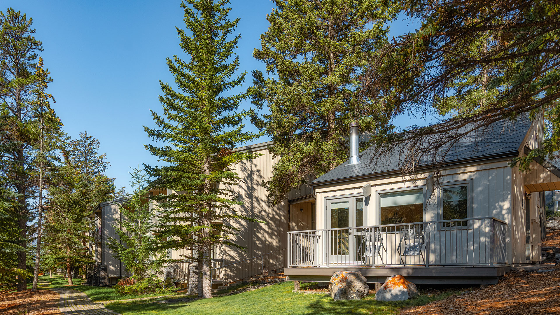 Winter Warmer offer at Tunnel Mountain Resort