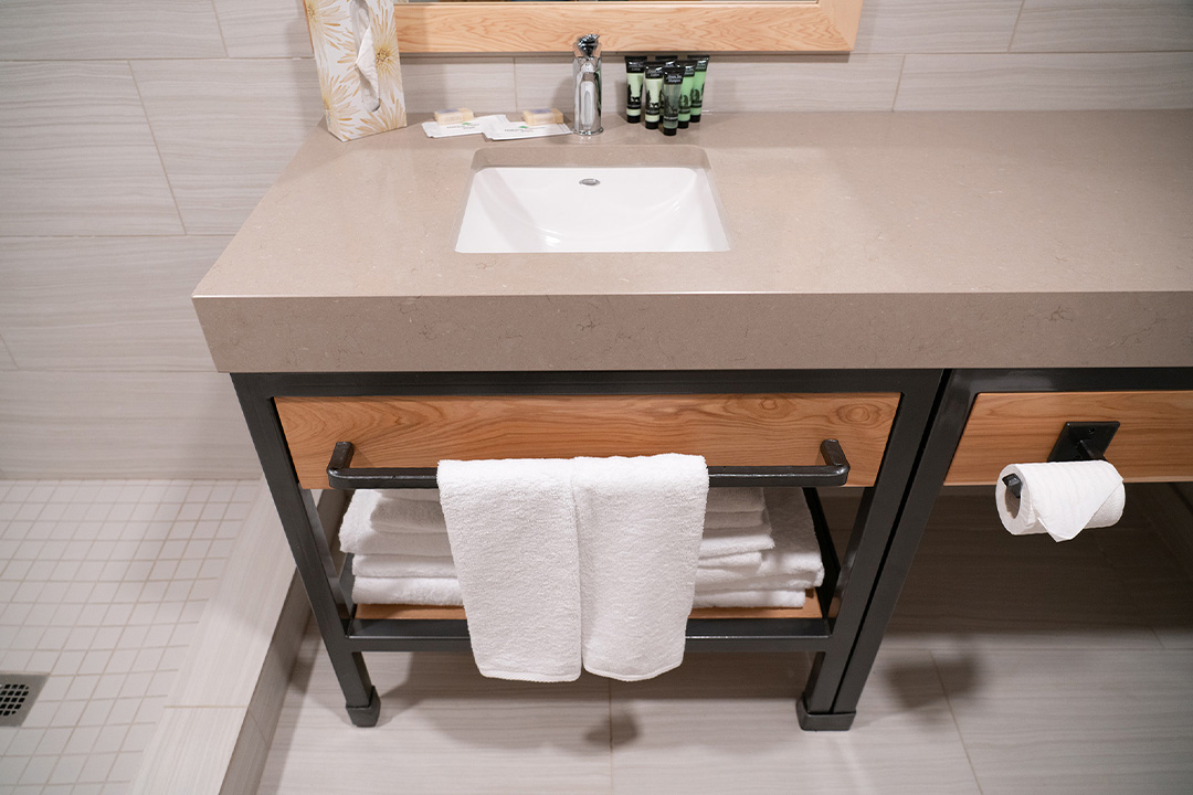 Superior Suite - Bath