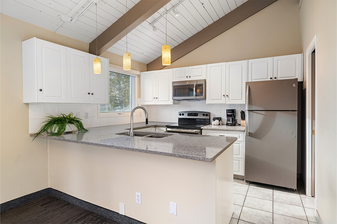 Kids Loft - Kitchen